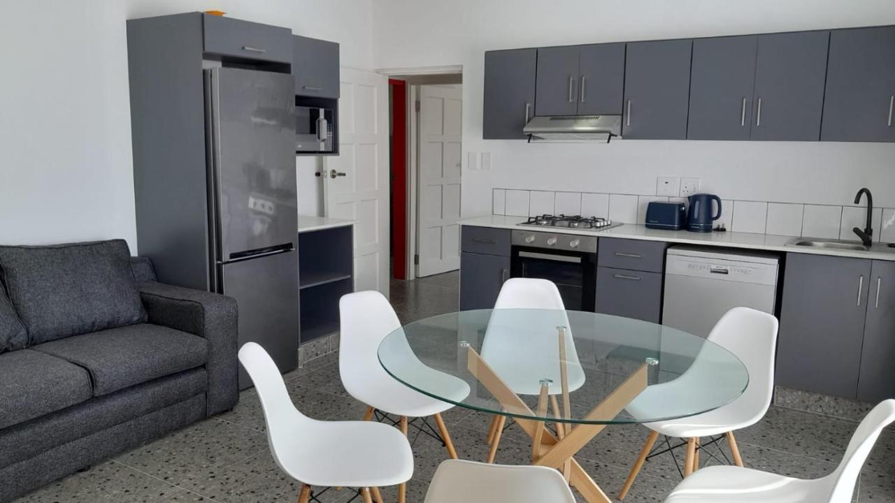 The Wishing Well Guest House Self-Catering Port Edward Ngoại thất bức ảnh