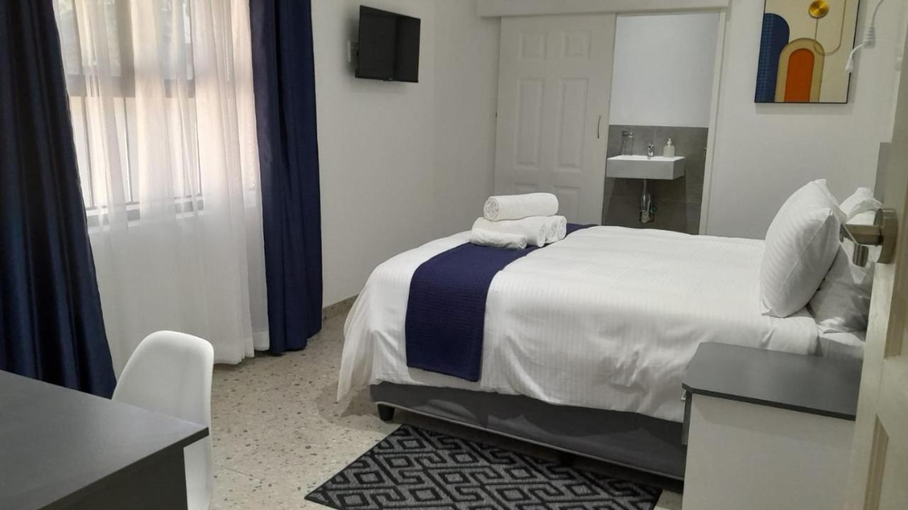 The Wishing Well Guest House Self-Catering Port Edward Ngoại thất bức ảnh