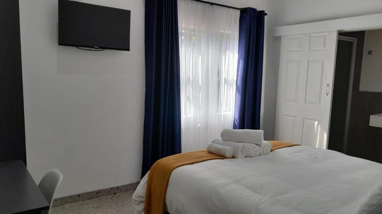 The Wishing Well Guest House Self-Catering Port Edward Ngoại thất bức ảnh